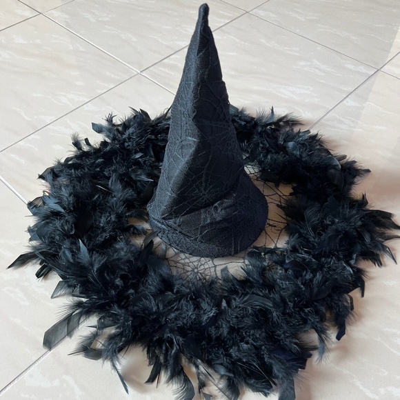 Witch Black Hat with Feather Trim Halloween cosplay - Picture 1 of 4
